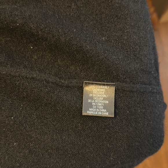 SKULL CASHMERE EASTON WOMENS OPEN FRONT BLACK HOODED CARDIGAN.   NWOT
Size M - Picture 10 of 11